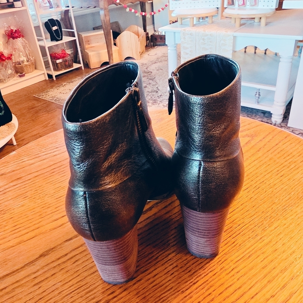 New Cole Haan Nike Air Cassidy Comfortable Bronze Ankle Boots - Picture 6 of 9
